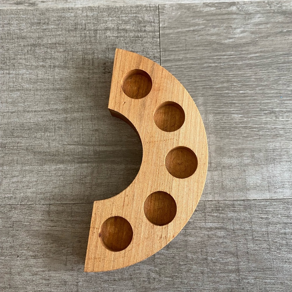 Essential oil holder